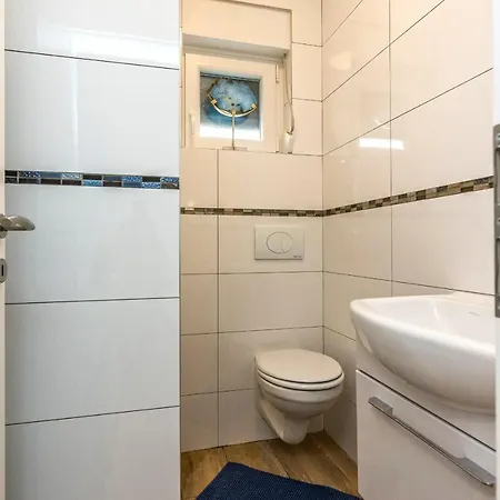 Luxury With A Swimming Pool - 19346 Villa